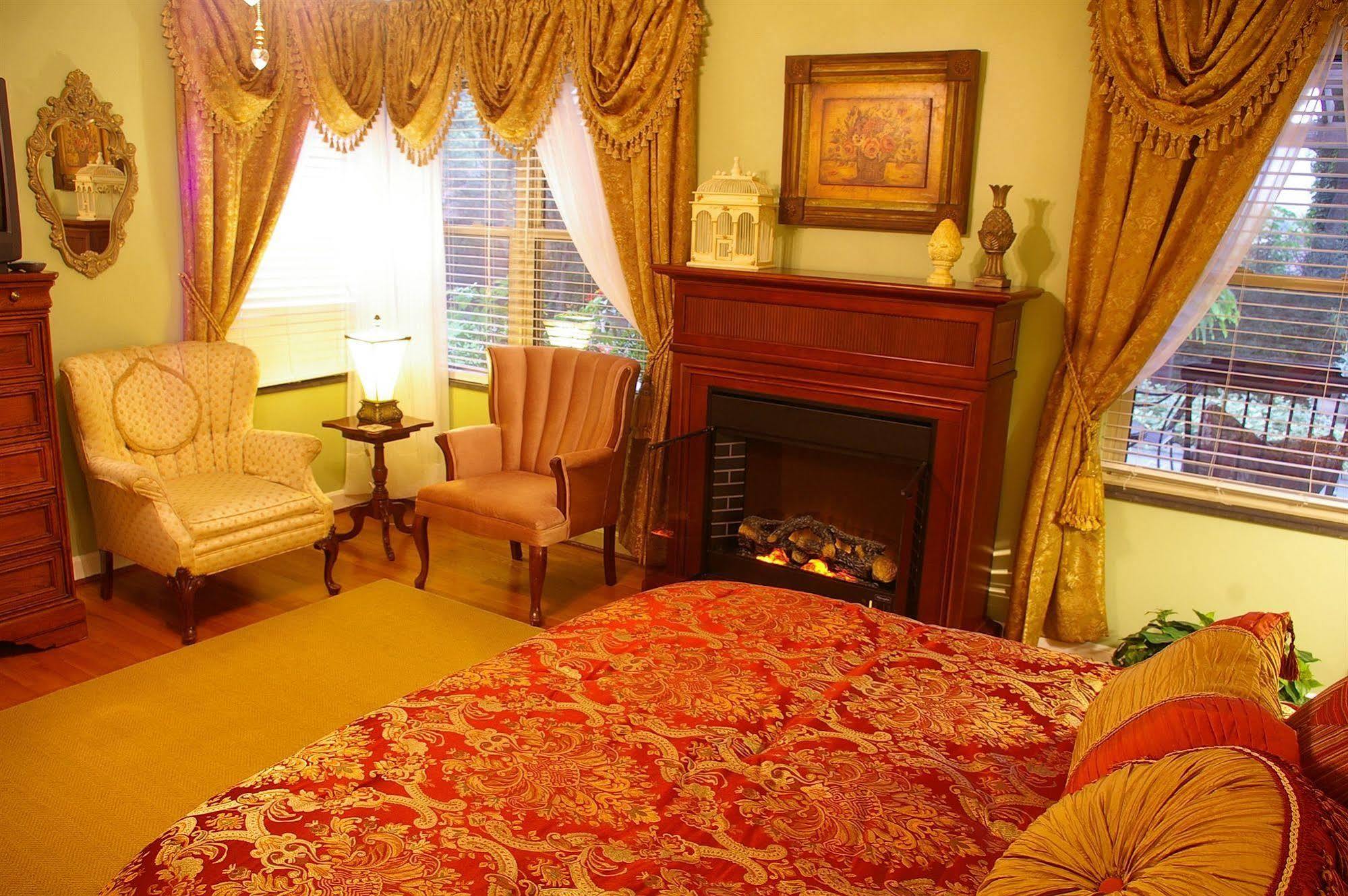 Brookside Mountain Mist Inn Waynesville Buitenkant foto